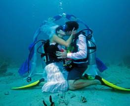 How To Have The Ultimate Underwater Wedding