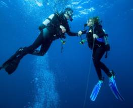 How to Handle Bad Diver Behavior Underwater